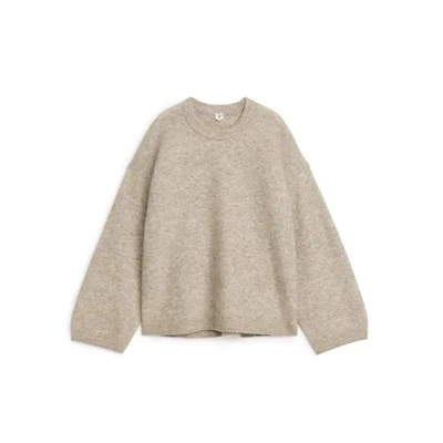 Short Camel Wool Sweater